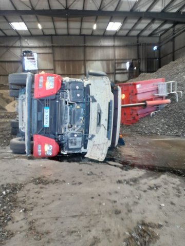 Dépannage pour accident de poids lourds MAN à Saint-Pierre-de-Chandieu